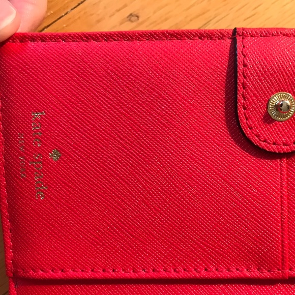 kate spade red wallet - Picture 4 of 6